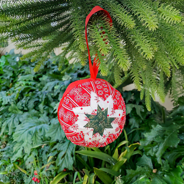 FREE Somerset Bauble Pattern